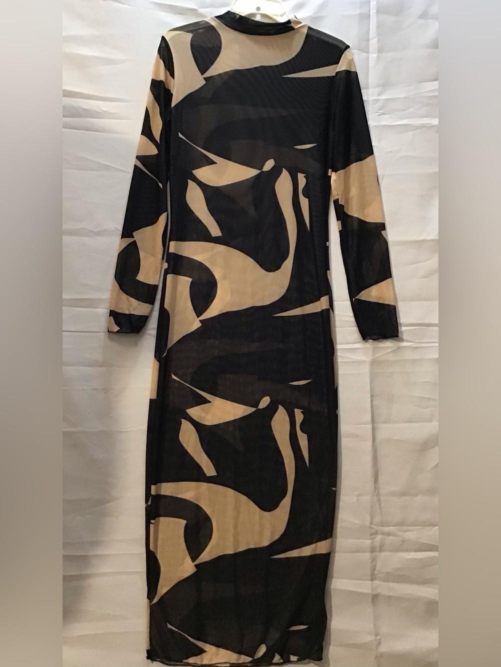 90 Long Sleeve Black & Beige Printed Swim Coverup Dress
